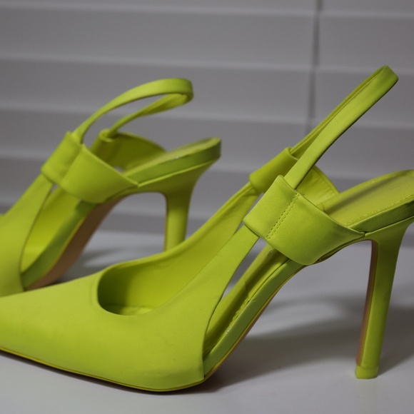 ZARA Neon Yellow Slingback Pointed Toe Heels – Size EU 42 or 11 US - Picture 6 of 8
